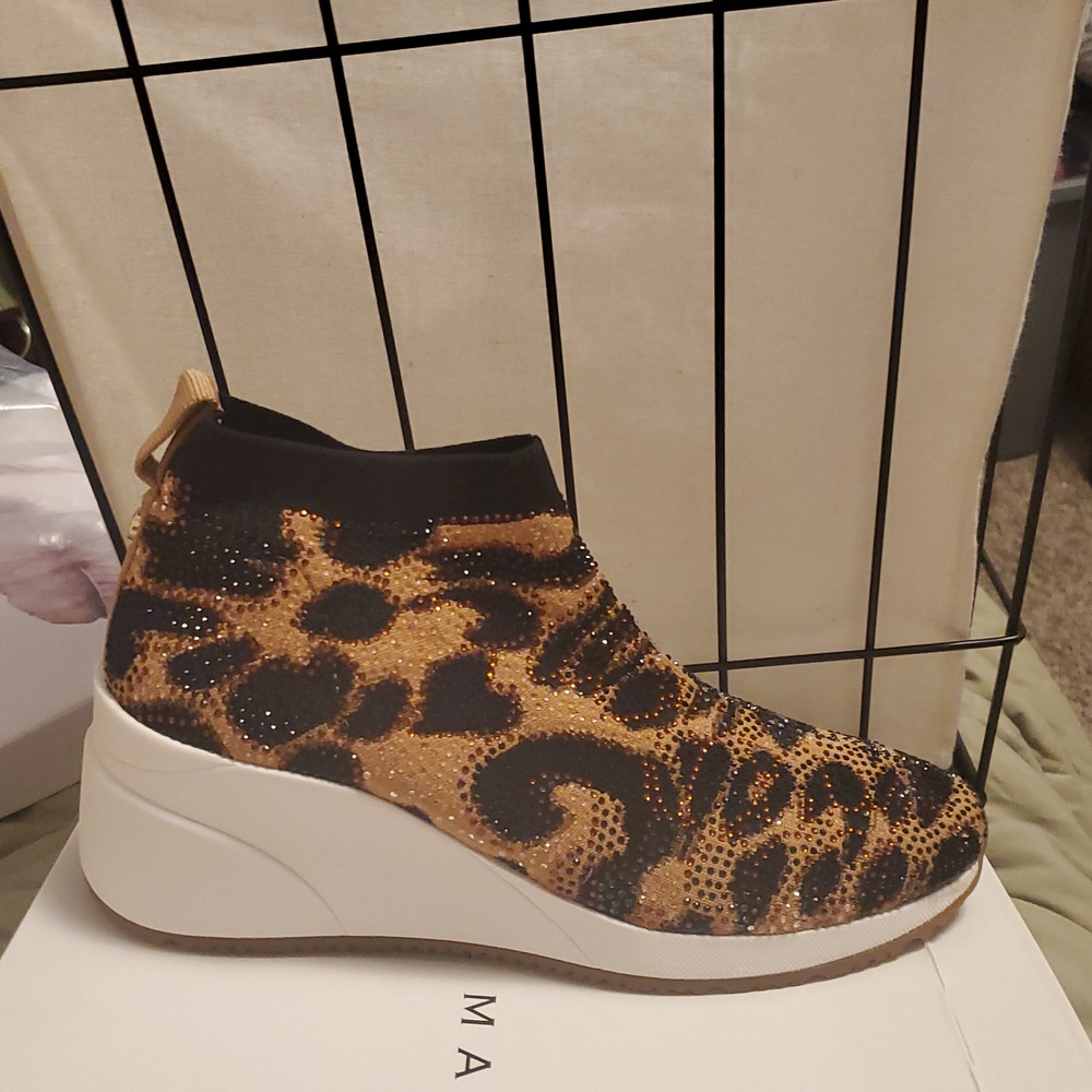 Alex Marie Halika Sneakers
